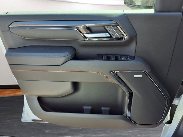 New 2026 GMC Sierra 2500 AT4 AWD/4WD image 15