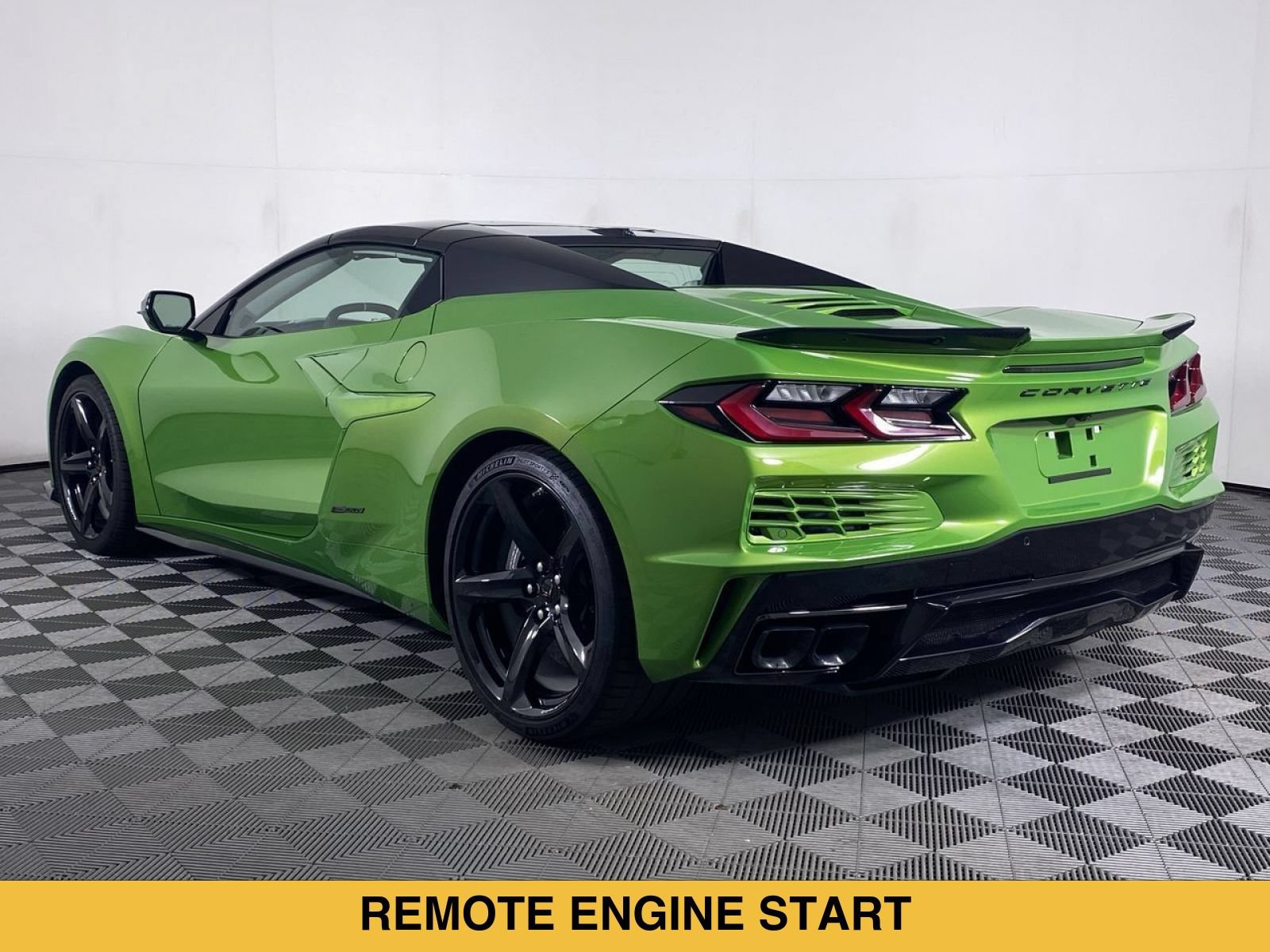 Used 2026 Chevrolet Corvette E-Ray AWD/4WD image 17