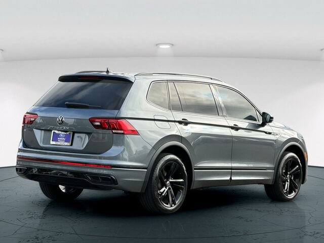 Used 2023 Volkswagen Tiguan SE R-Line FWD image 6