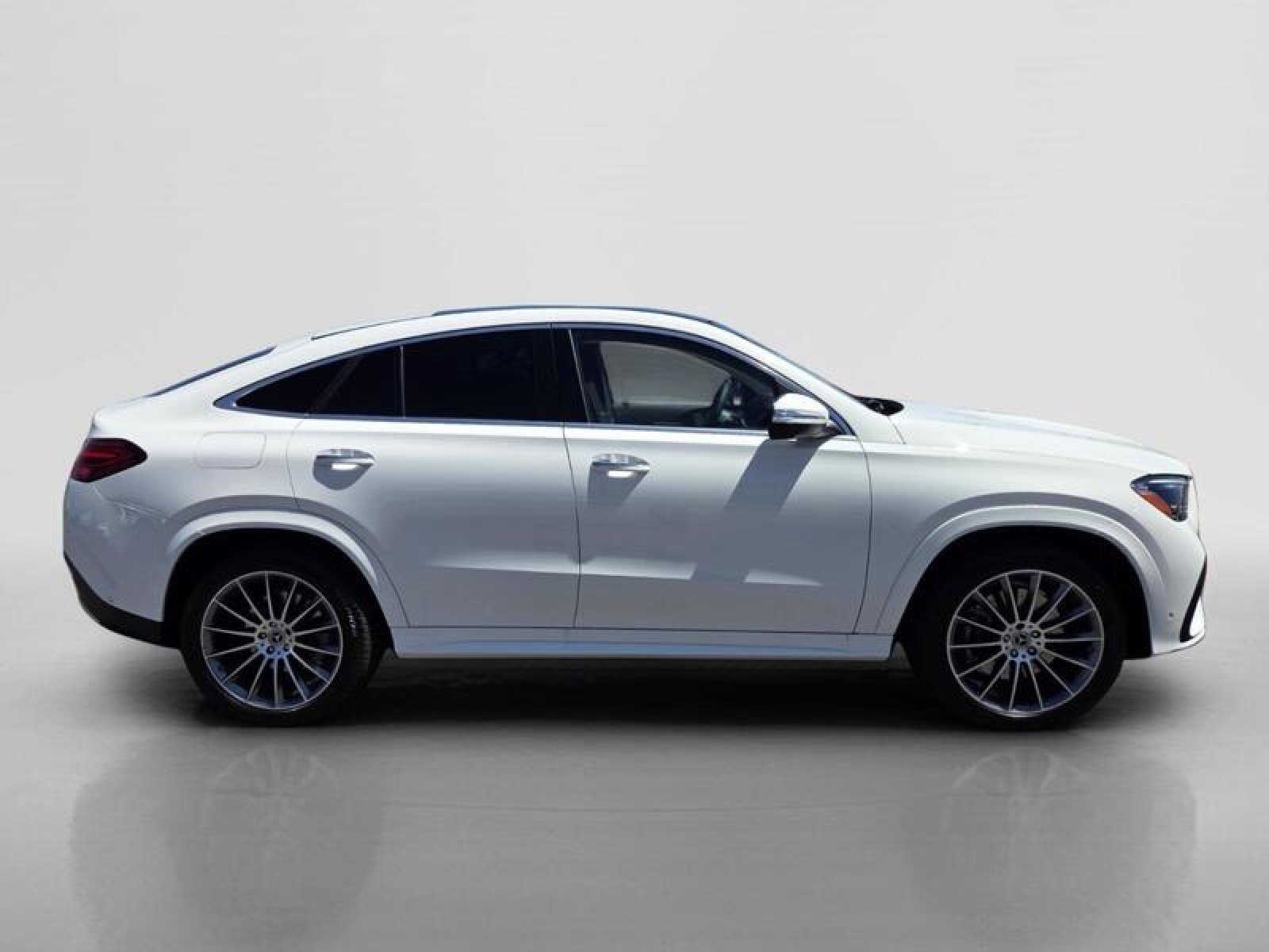 New 2026 Mercedes-Benz GLE 450 4MATIC Coupe image 5