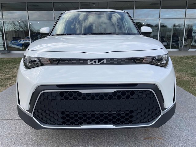 New 2025 Kia Soul LX image 14