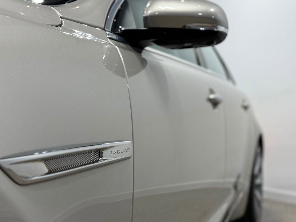 Used 2017 Jaguar XJ L Portfolio image 16