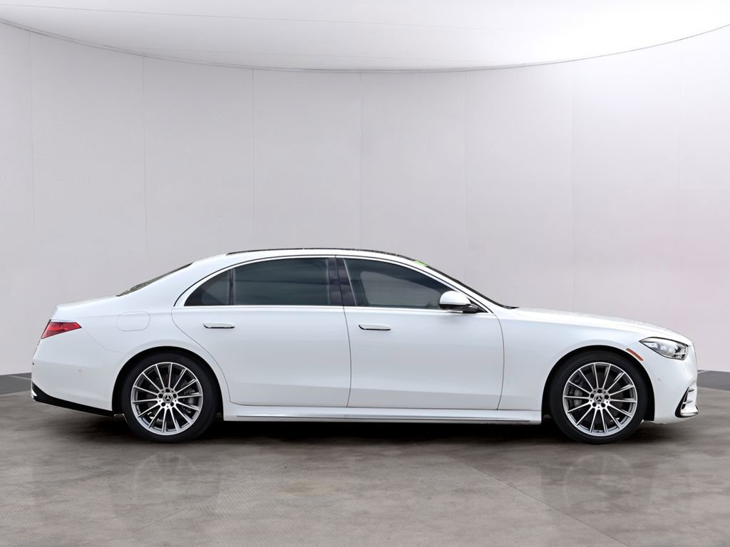 Certified 2025 Mercedes-Benz S 580e 4MATIC Sedan image 4