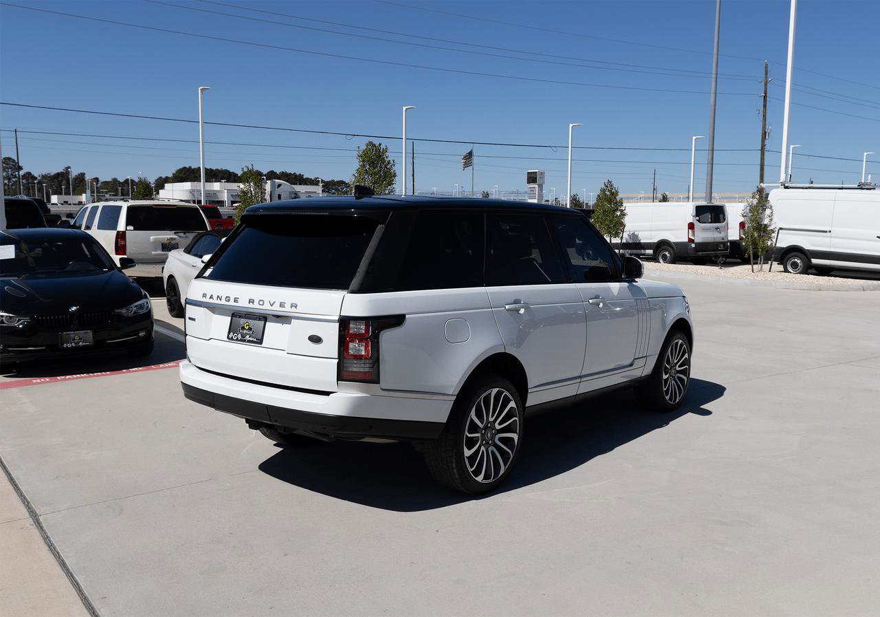 Used 2017 Land Rover Range Rover Autobiography image 5