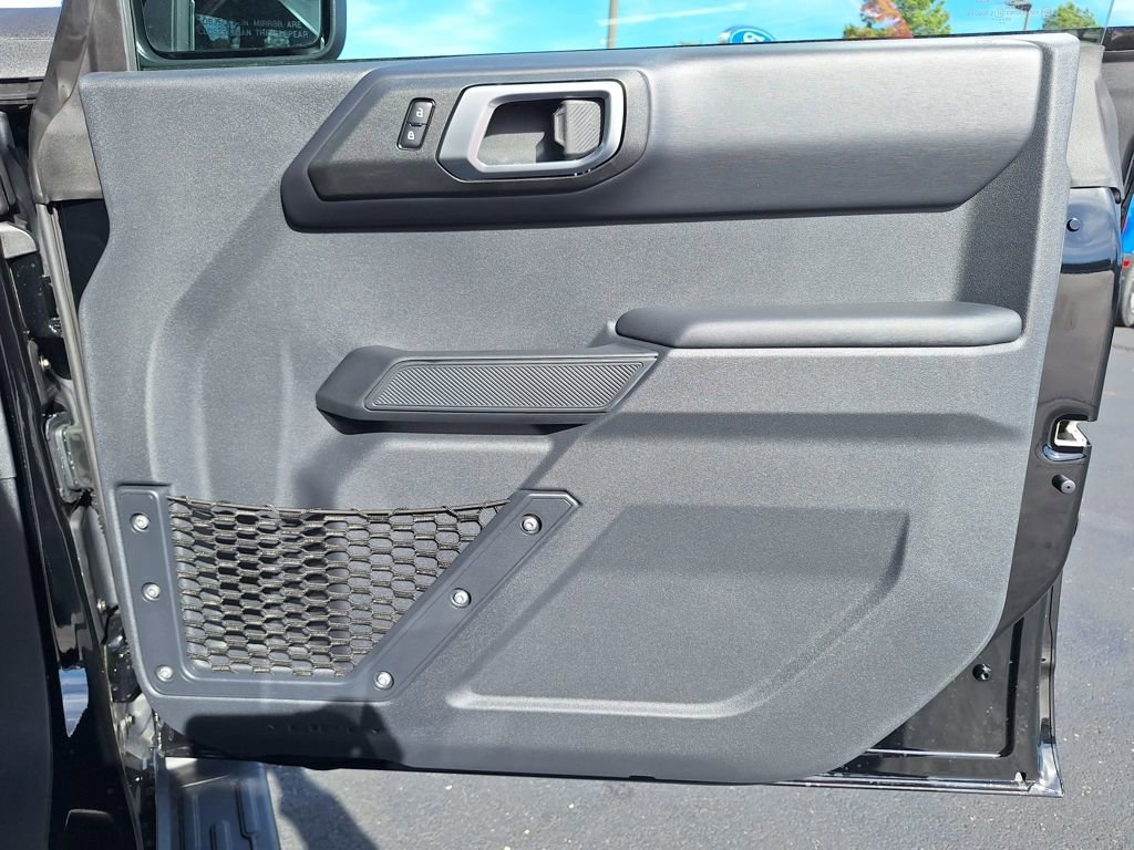 New 2025 Ford Bronco Outer Banks image 15