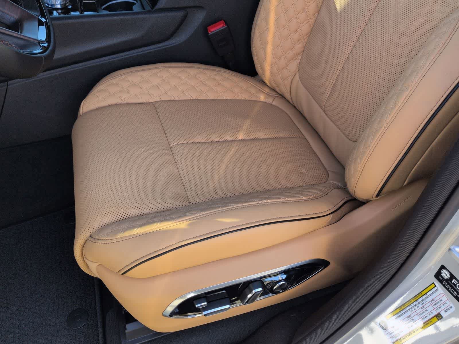 New 2025 Jeep Grand Cherokee Summit w/ Obsidian Package image 15
