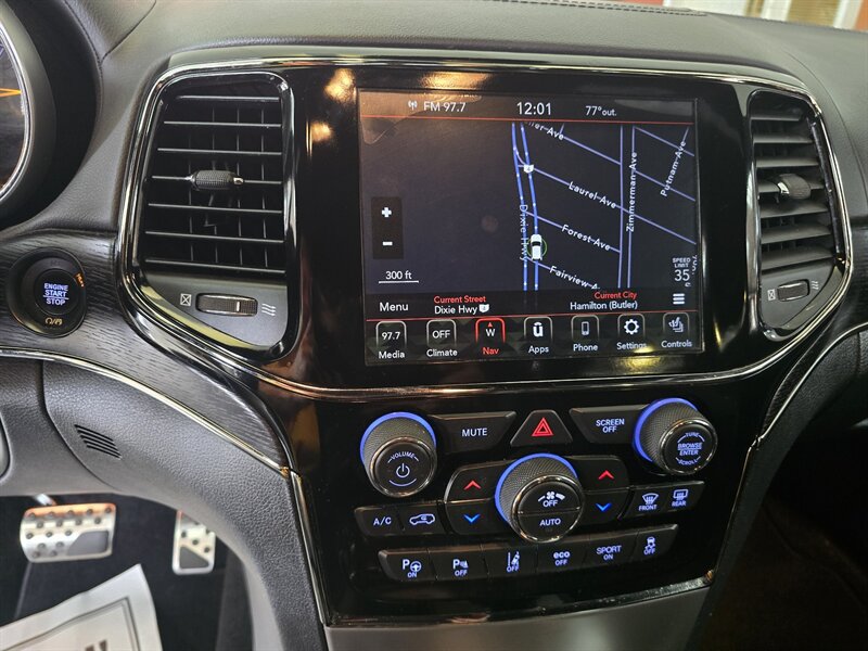 Used 2020 Jeep Grand Cherokee High Altitude AWD/4WD image 22