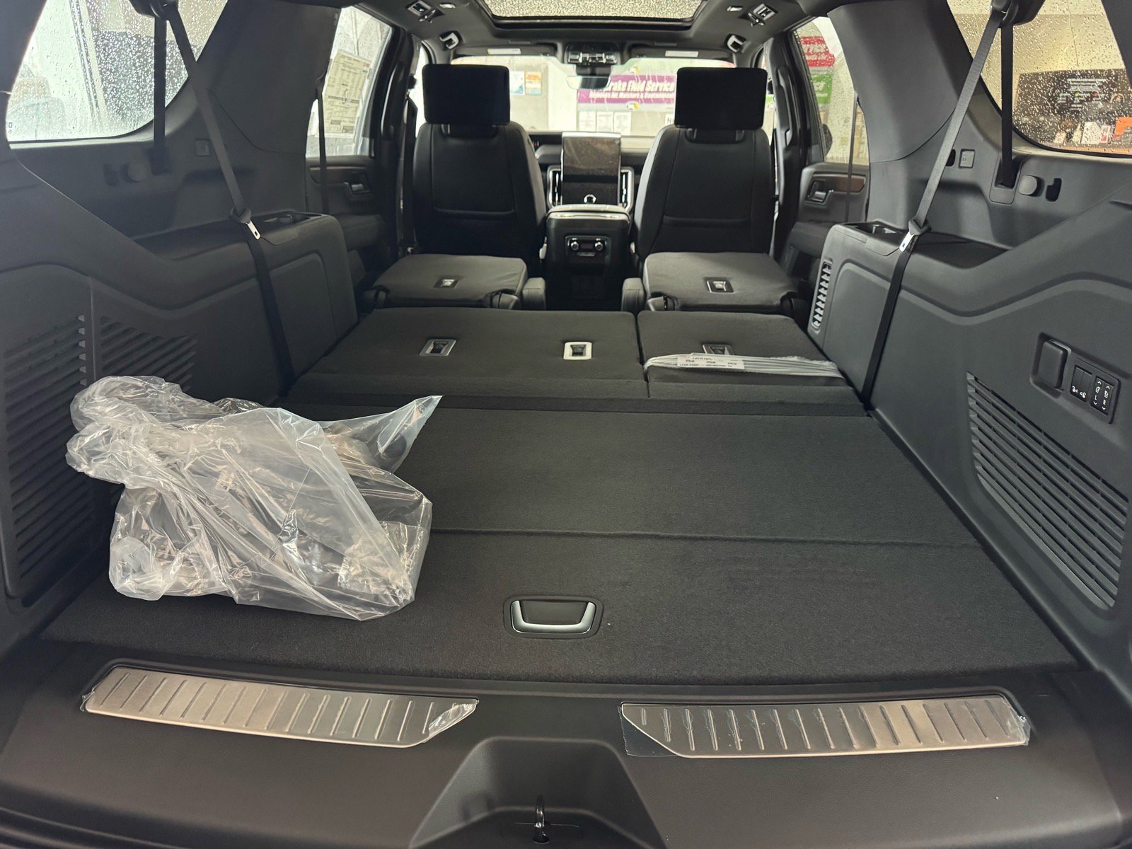 New 2026 GMC Yukon XL Denali image 10