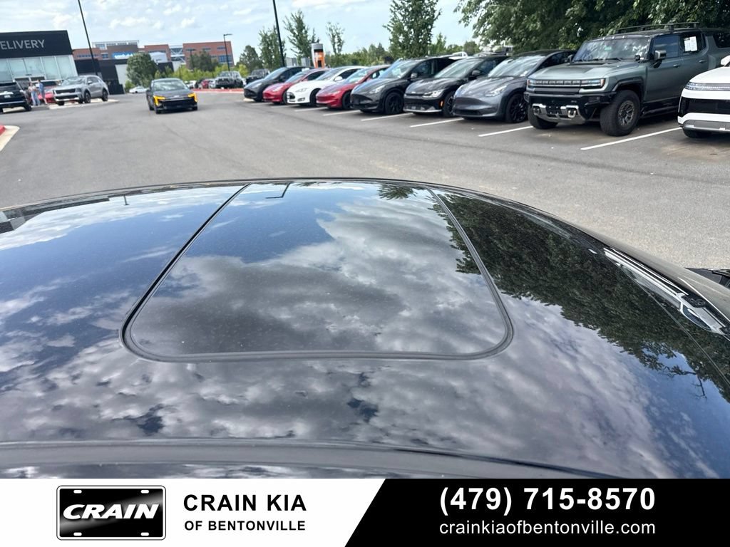 Used 2017 Nissan Altima 2.5 SL w/ 2.5 Technology Package FWD image 11