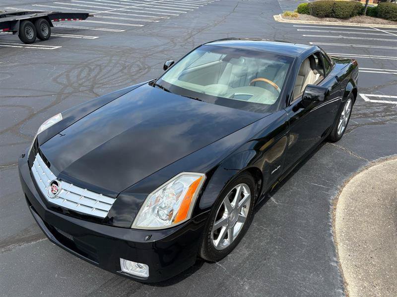 Used 2005 Cadillac XLR RWD image 37