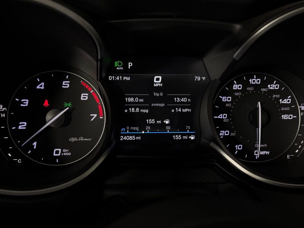 Used 2023 Alfa Romeo Stelvio Sprint image 16