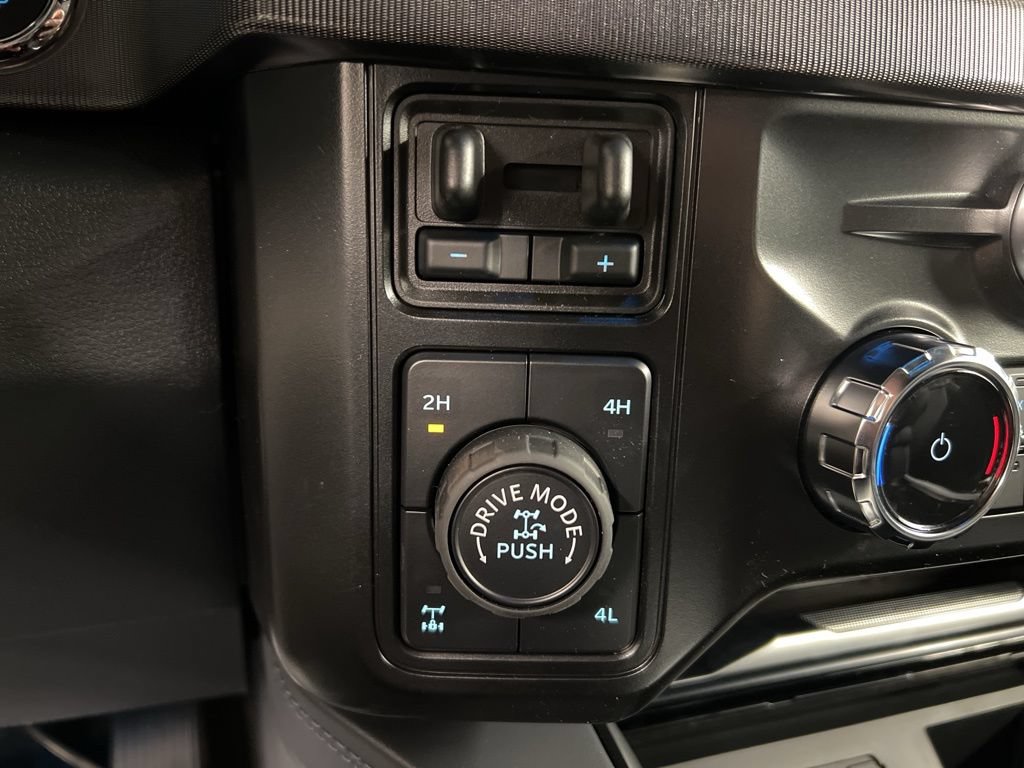 New 2026 Ford F250 Platinum w/ Tremor Off-Road Package AWD/4WD image 16