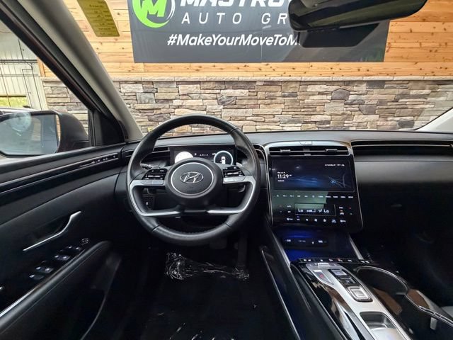 Used 2023 Hyundai Tucson Limited w/ Cargo Package AWD/4WD image 19