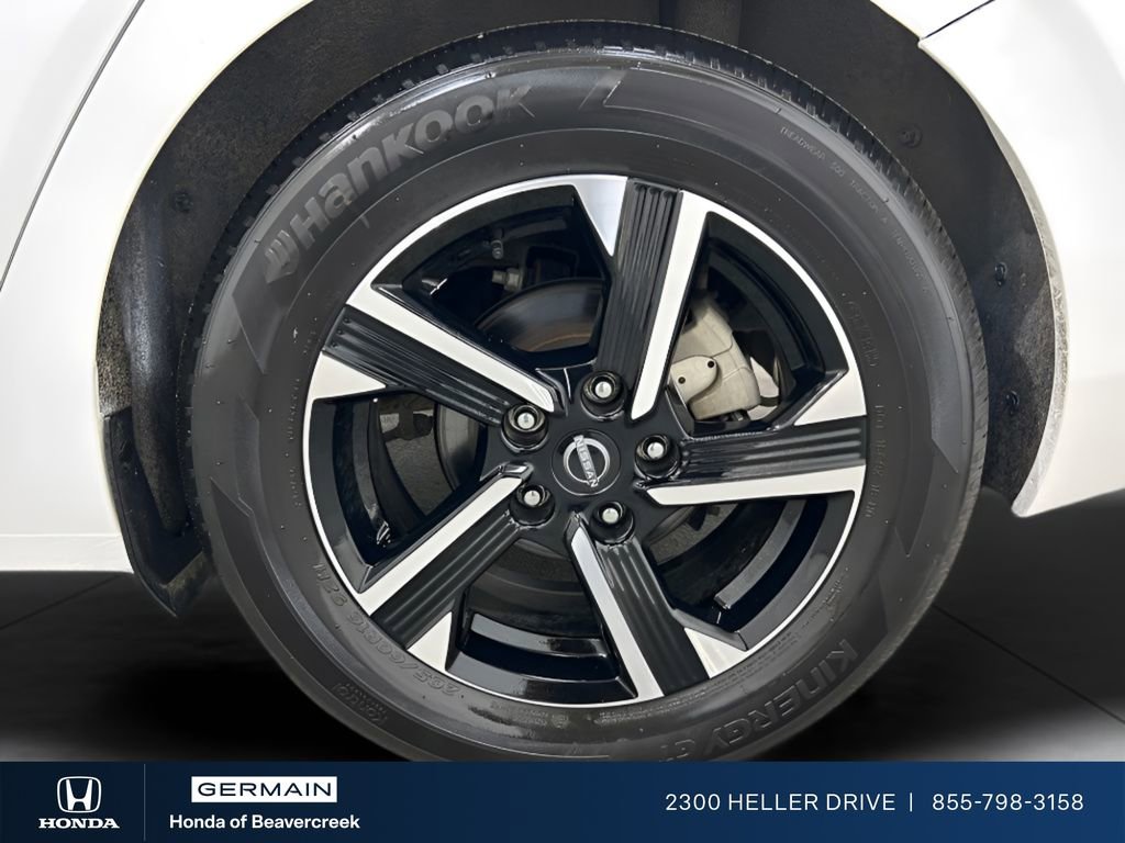 Used 2025 Nissan Sentra SV image 27