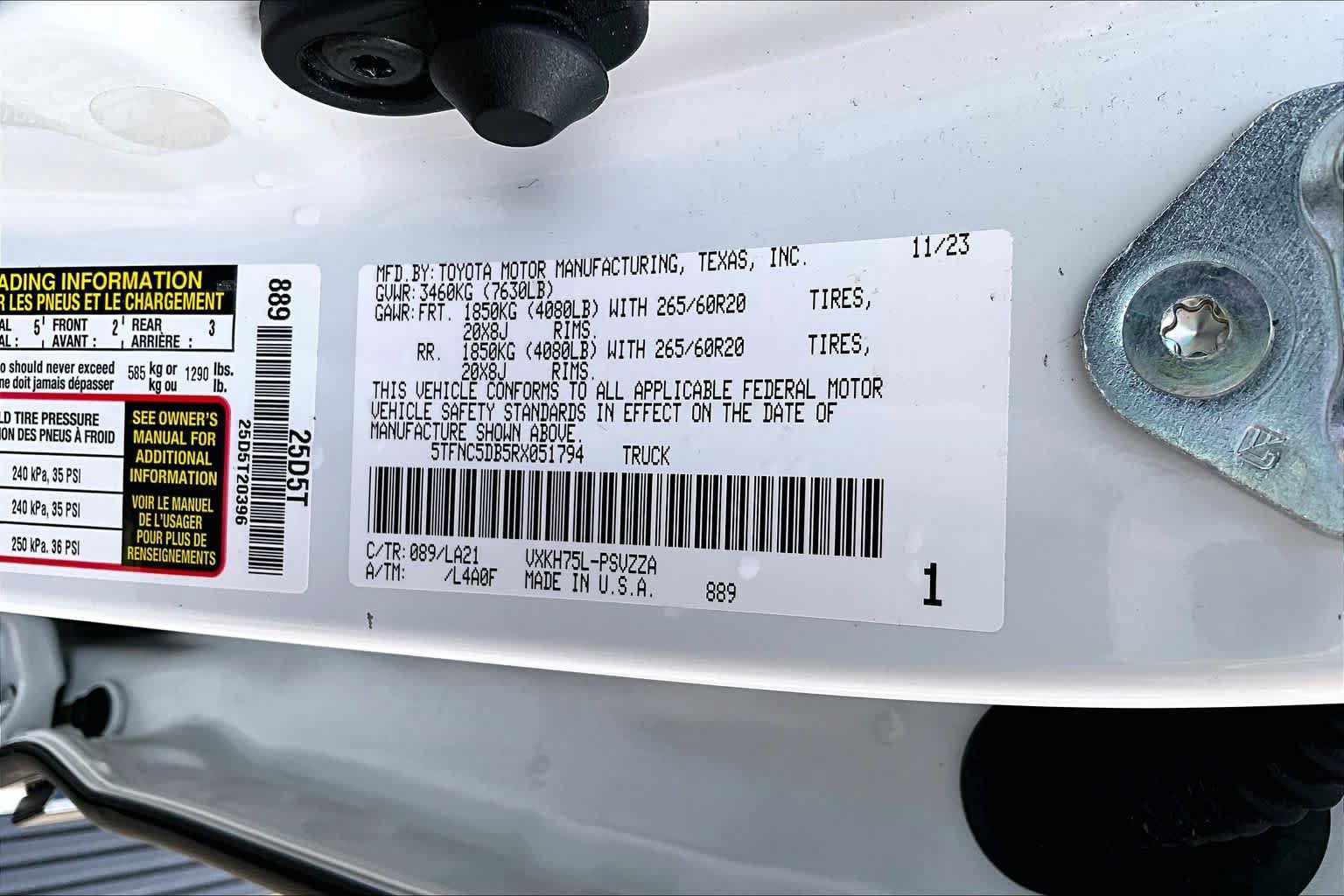Used 2024 Toyota Tundra Platinum AWD/4WD image 35