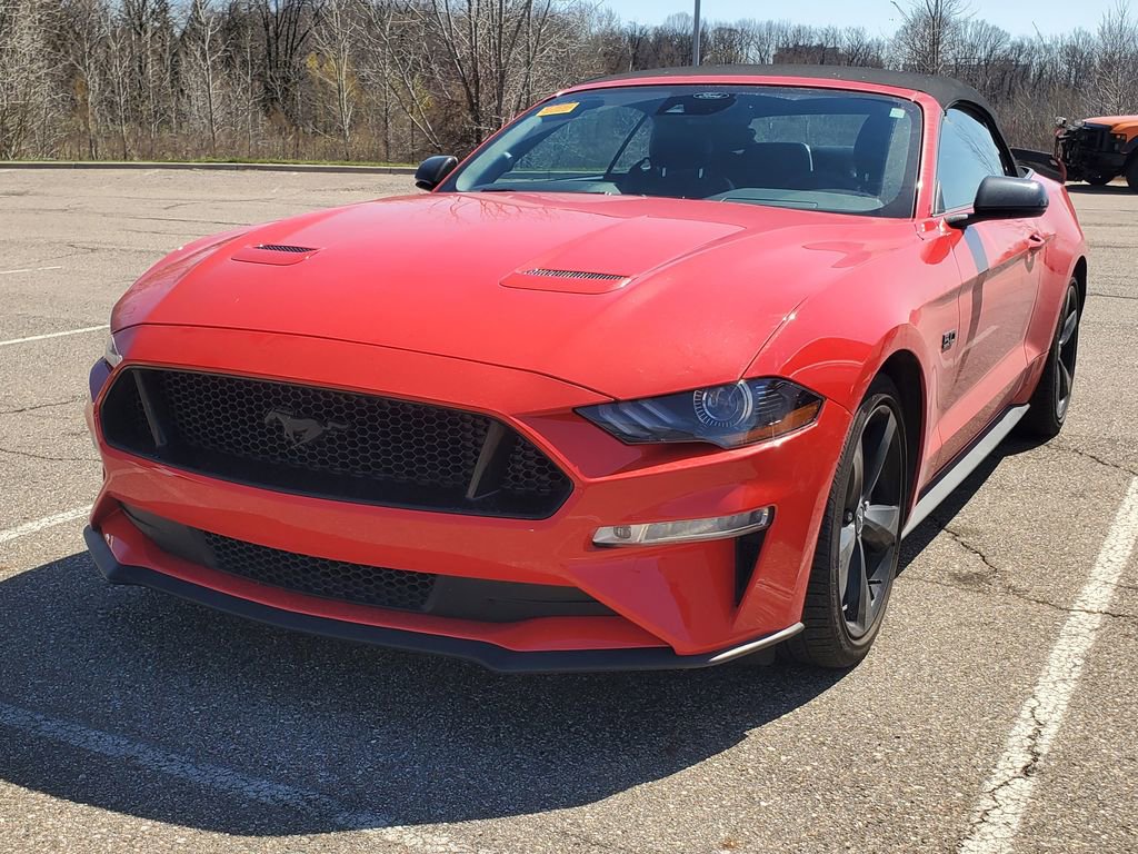 Used 2021 Ford Mustang GT Premium w/ Equipment Group 401A image 2
