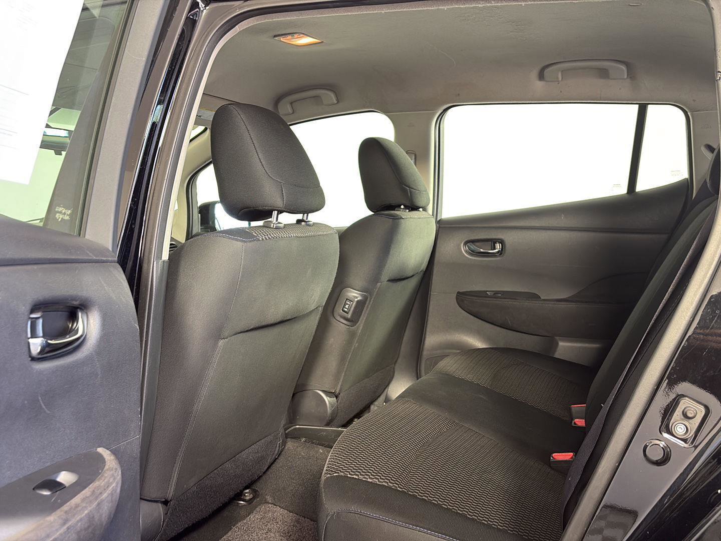 Used 2015 Nissan Leaf S w/ Charge Package image 20