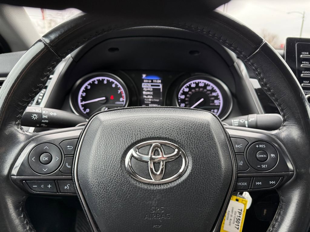Used 2024 Toyota Camry SE image 29