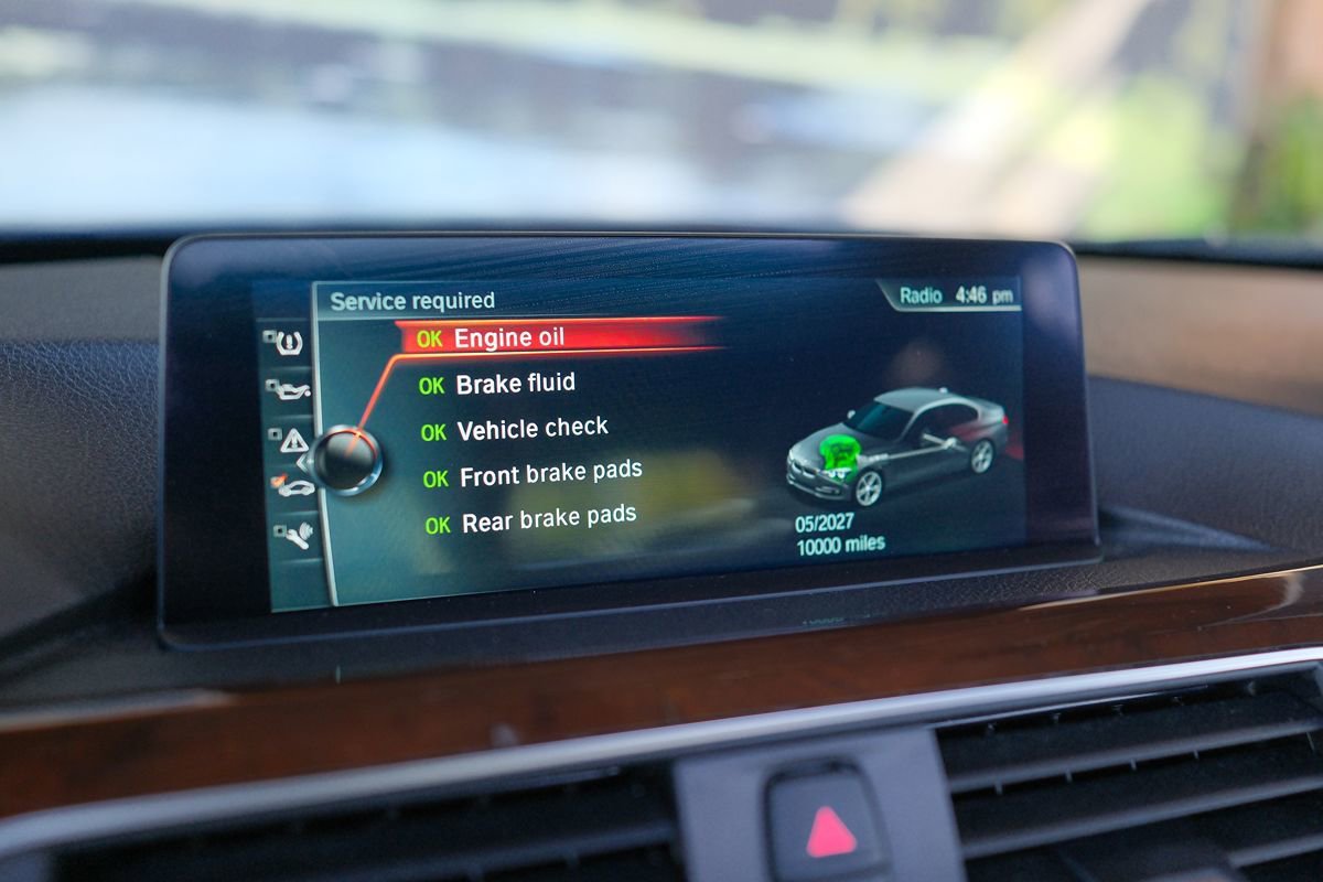 Used 2017 BMW 330e RWD image 25