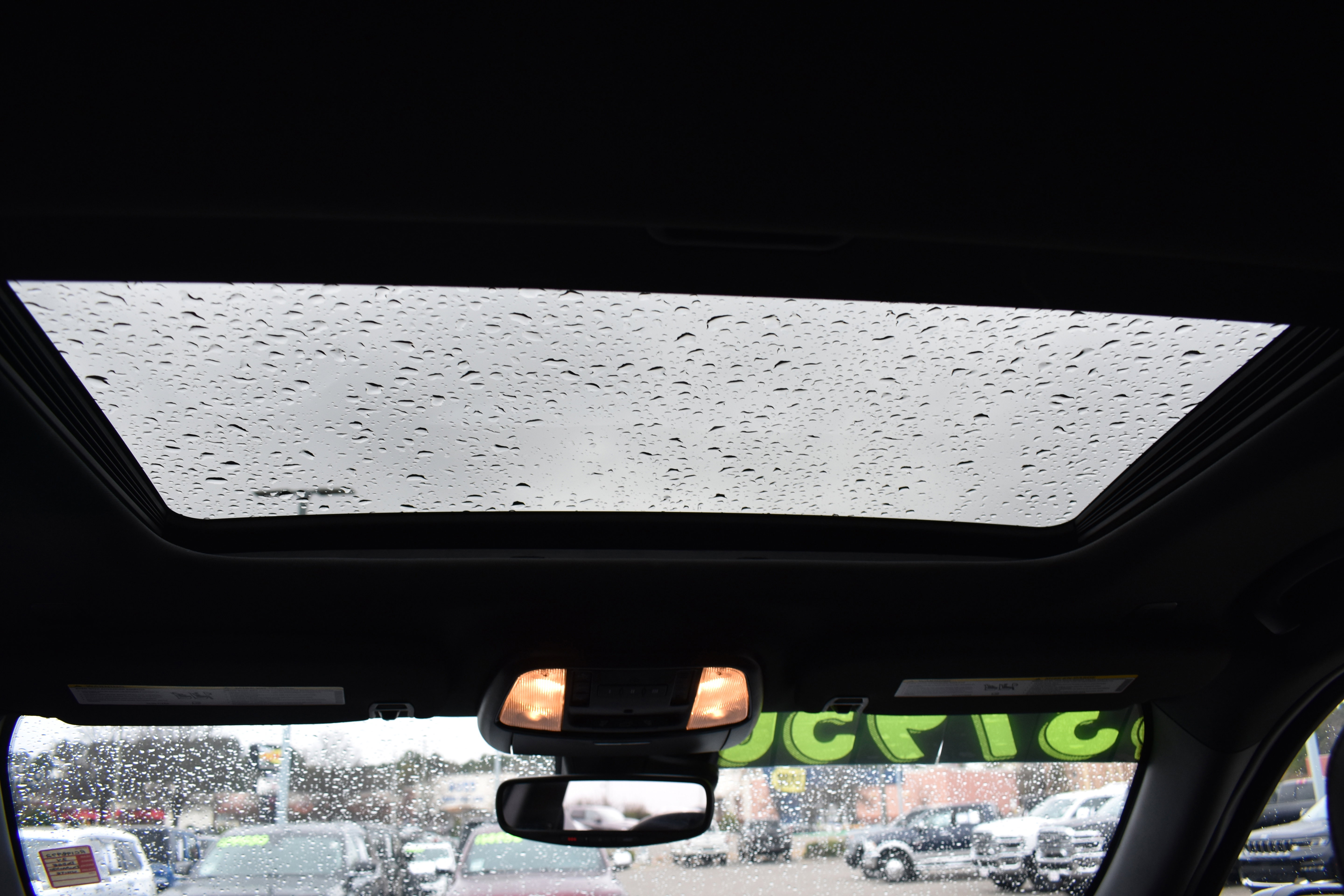 Used 2024 Dodge Durango GT image 31