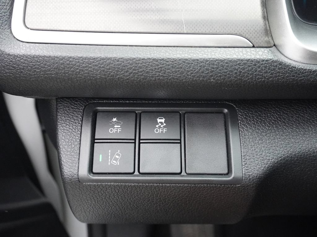 Used 2019 Honda Civic Touring image 30