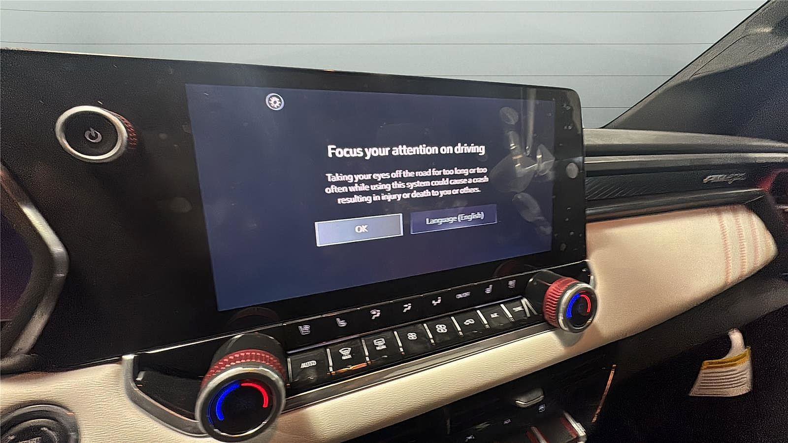 New 2025 GMC Canyon AT4 w/ AT4X AEV Edition image 18