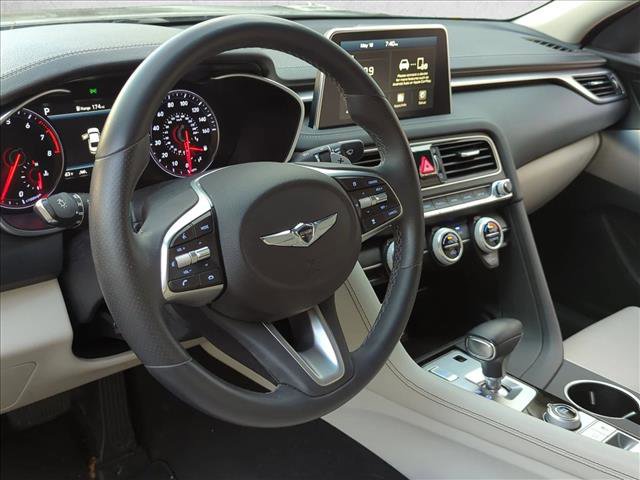 Used 2020 Genesis G70 2.0T RWD image 9