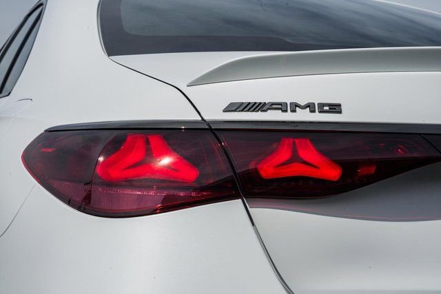 New 2026 Mercedes-Benz E 53 AMG e 4MATIC Sedan image 7