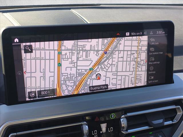 Certified 2025 BMW X4 xDrive30i w/ Premium Package image 13