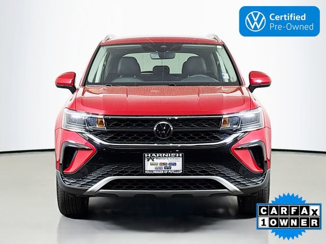 Certified 2024 Volkswagen Taos SE video 2