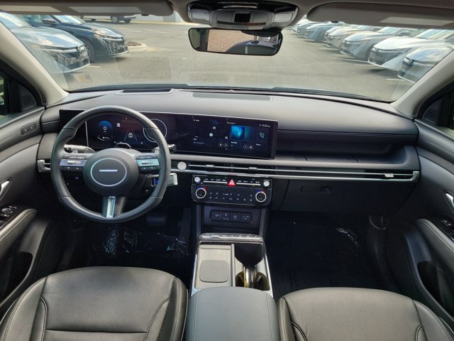 Used 2025 Hyundai Tucson Limited FWD image 10