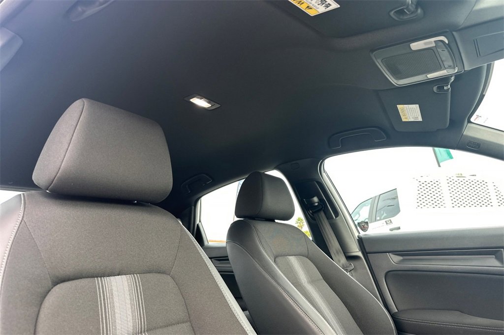 Used 2025 Honda Civic Sport image 16