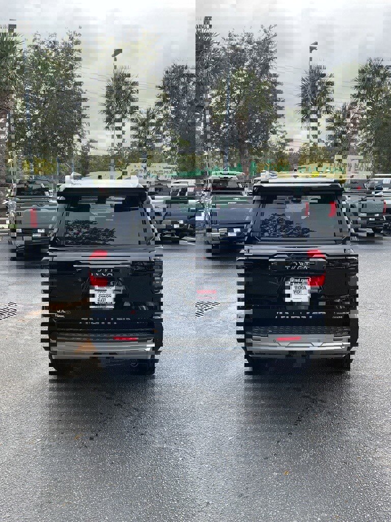 New 2025 Toyota 4Runner Limited image 4