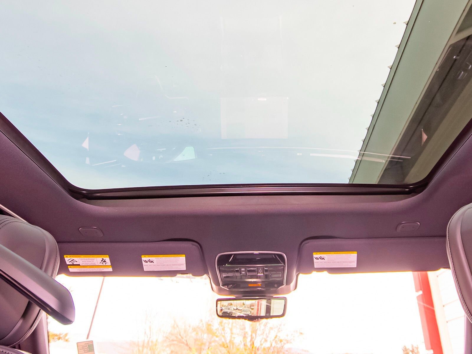 New 2025 Land Rover Range Rover Sport Dynamic SE image 50