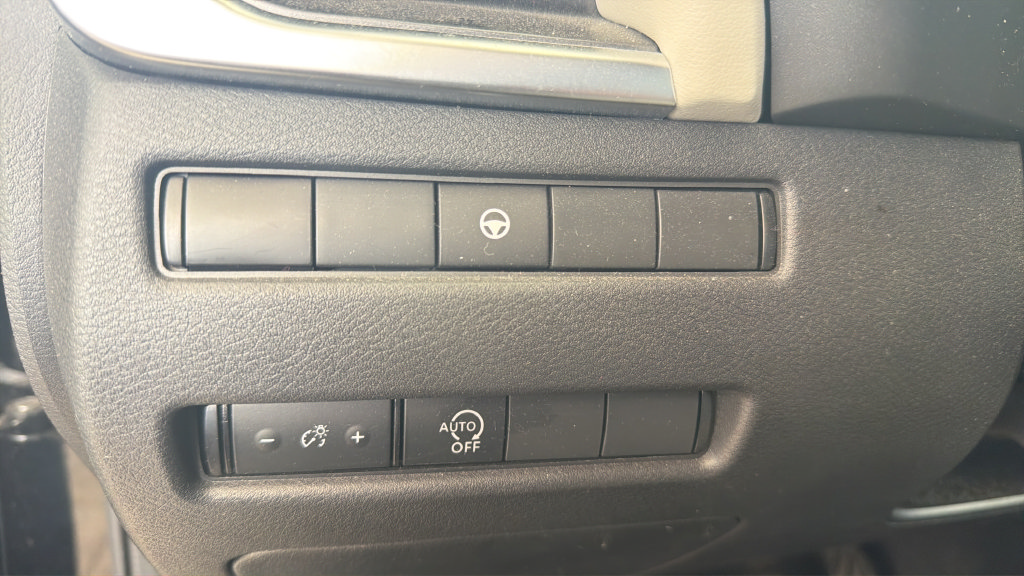 Certified 2023 Nissan Rogue SV AWD/4WD image 19