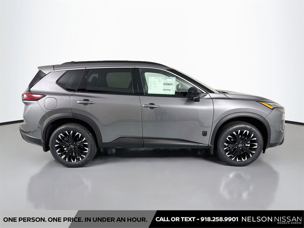 New 2026 Nissan Rogue Dark Armor FWD image 4