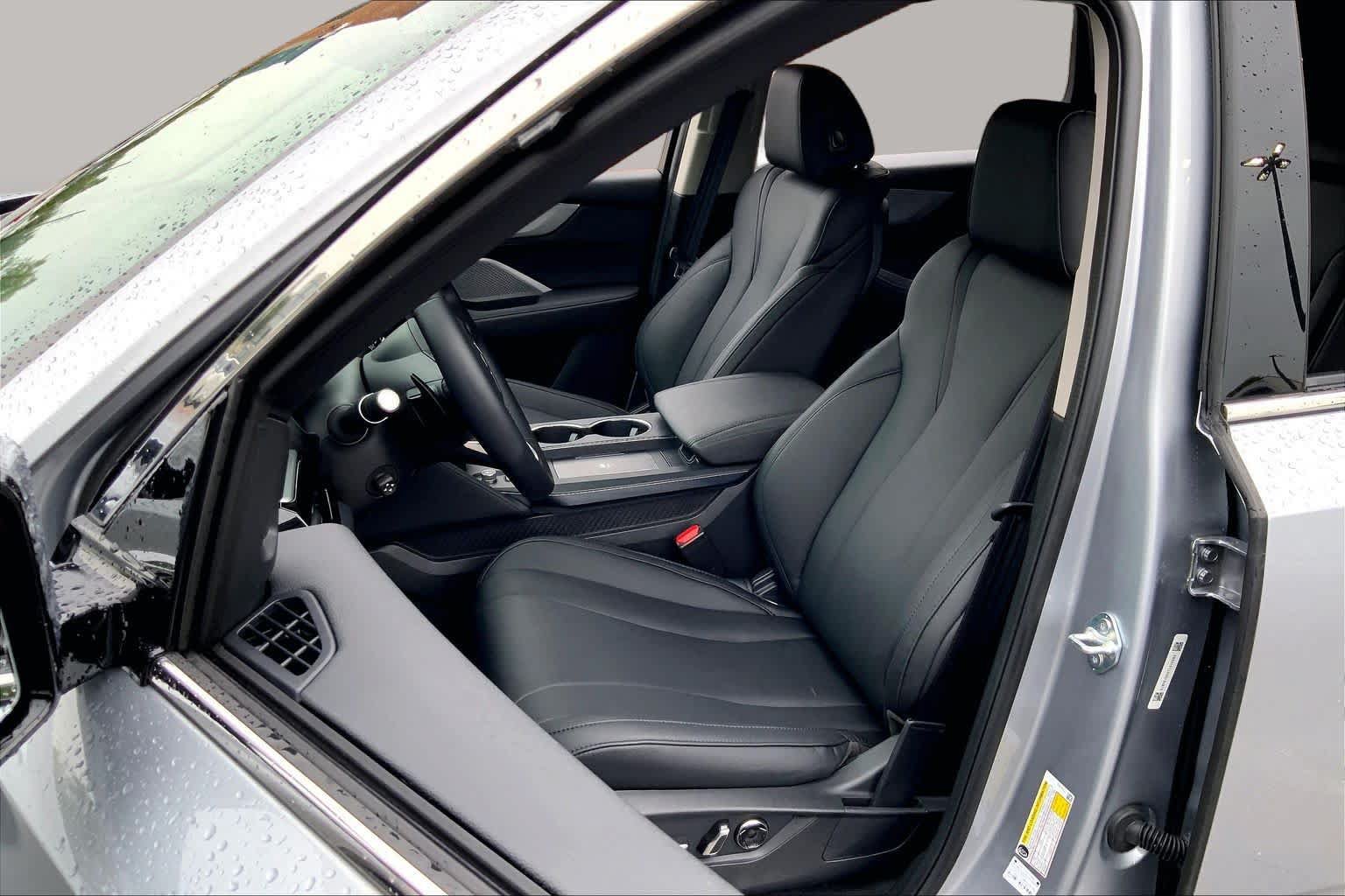 Used 2026 Acura MDX SH-AWD image 8