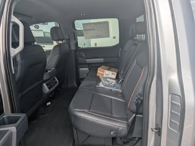 New 2027 Ford F350 Lariat w/ Black Appearance Package AWD/4WD image 11