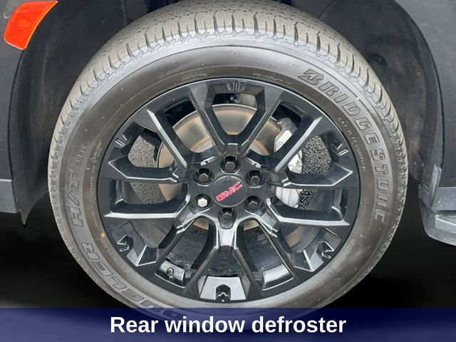 Used 2023 GMC Yukon SLT w/ SLT Premium Package image 12