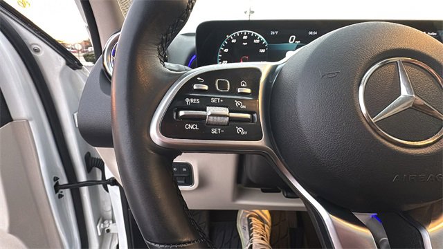 Used 2022 Mercedes-Benz GLB 250 4MATIC image 14