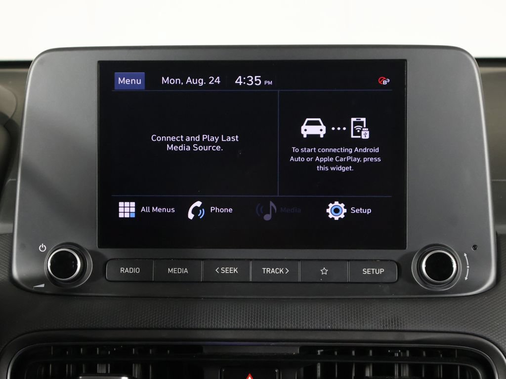 Used 2023 Hyundai Kona SEL AWD/4WD image 38