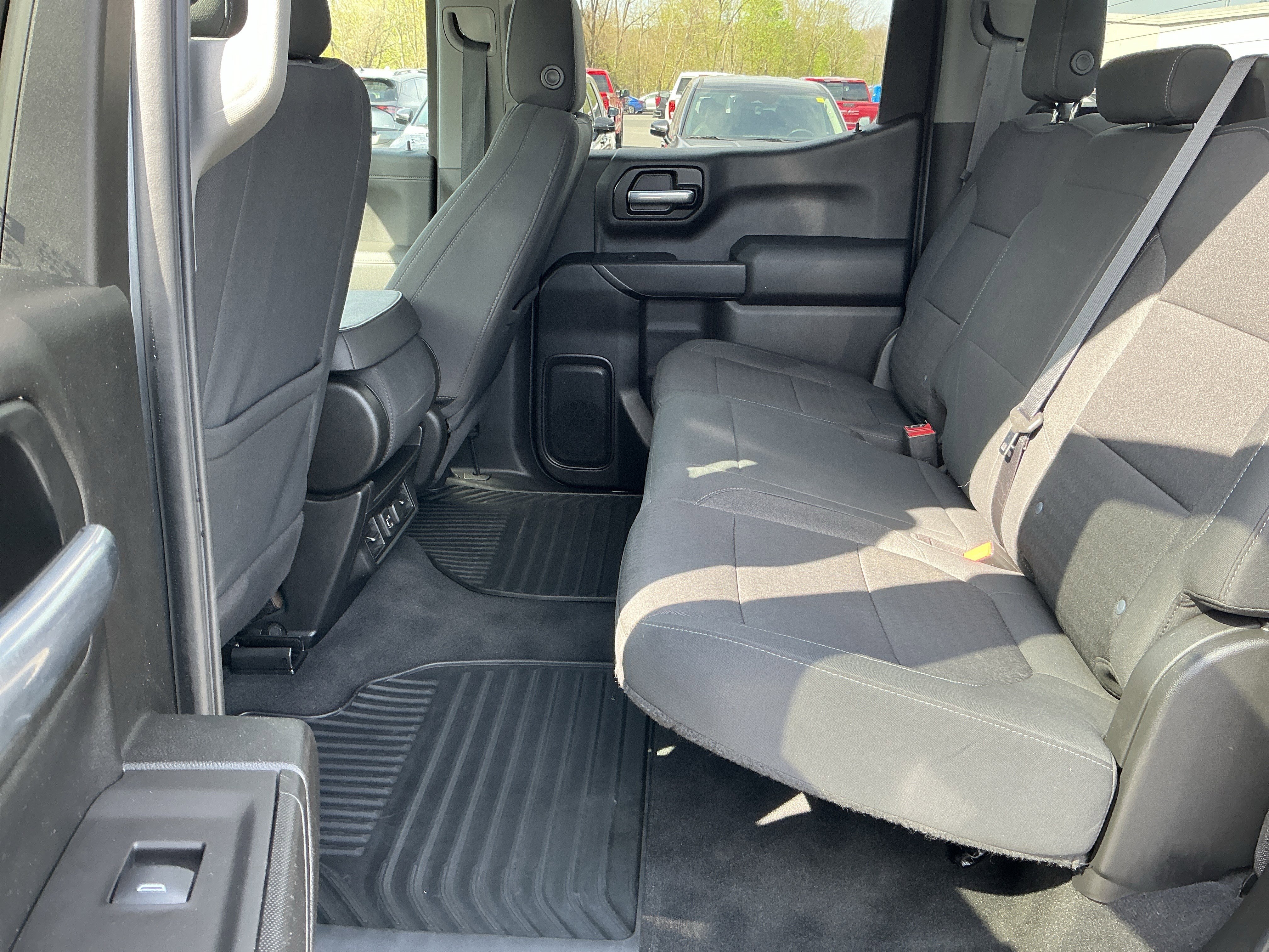 Used 2021 Chevrolet Silverado 1500 LT w/ LPO, Dark Essentials Package AWD/4WD image 5