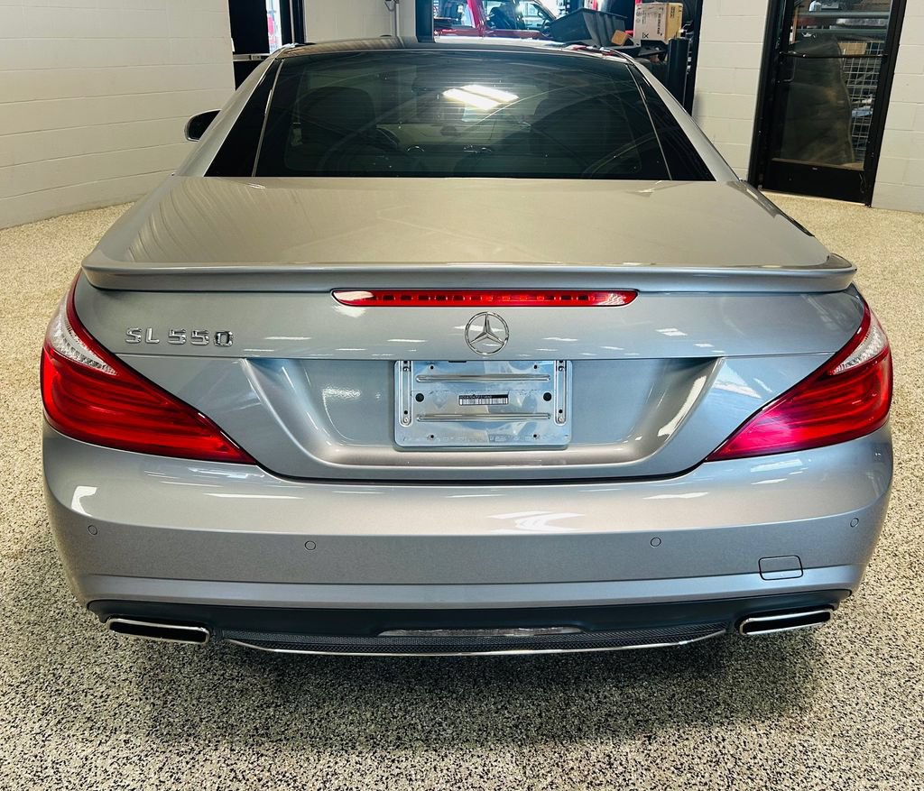Used 2013 Mercedes-Benz SL 550 image 5