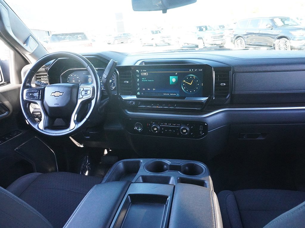 Used 2022 Chevrolet Silverado 1500 LT image 37