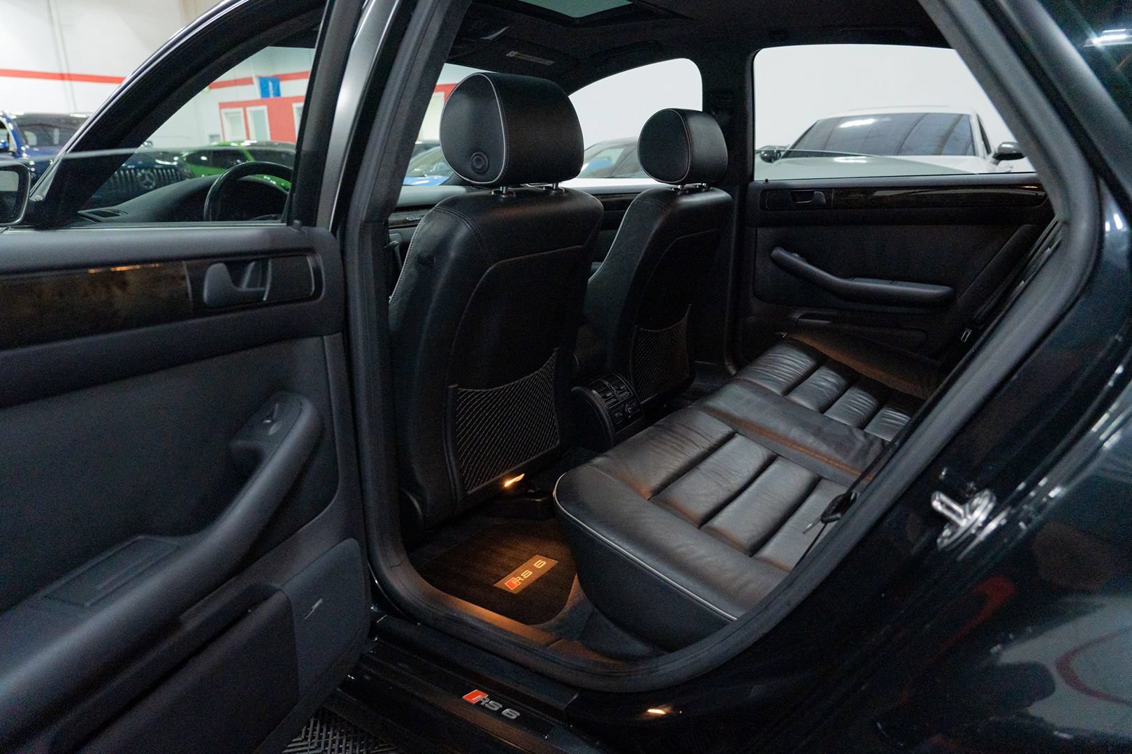 Used 2003 Audi RS 6 AWD/4WD image 26