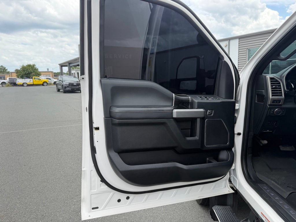 Used 2019 Ford F450 Platinum w/ Platinum Ultimate Package AWD/4WD image 14