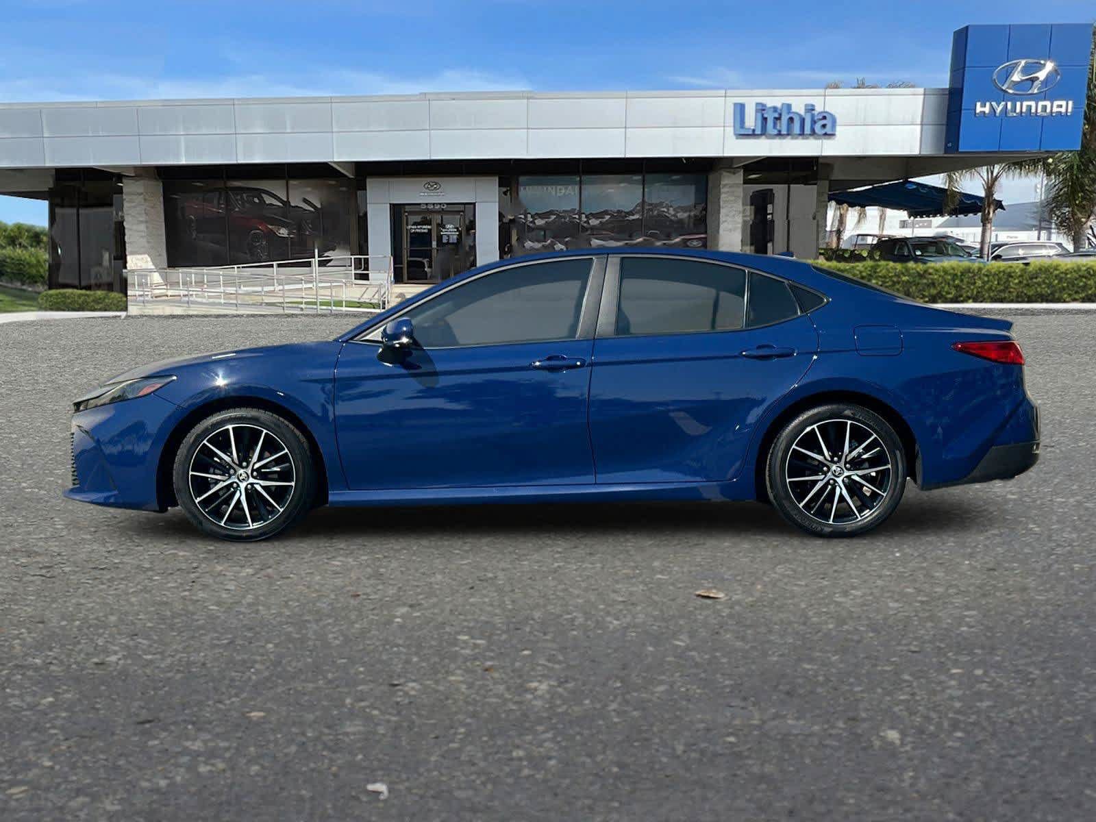 Used 2025 Toyota Camry LE FWD image 6
