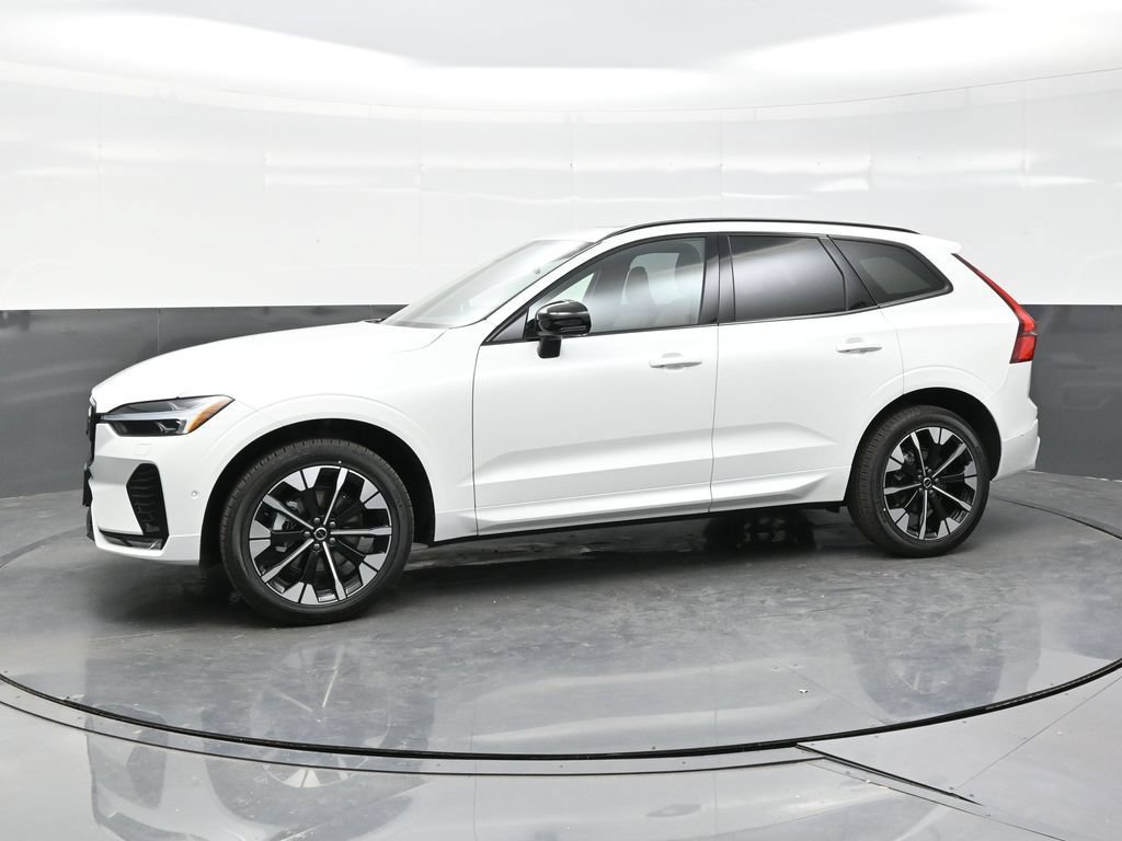 New 2026 Volvo XC60 B5 Plus w/ Climate Package PRO AWD/4WD image 3