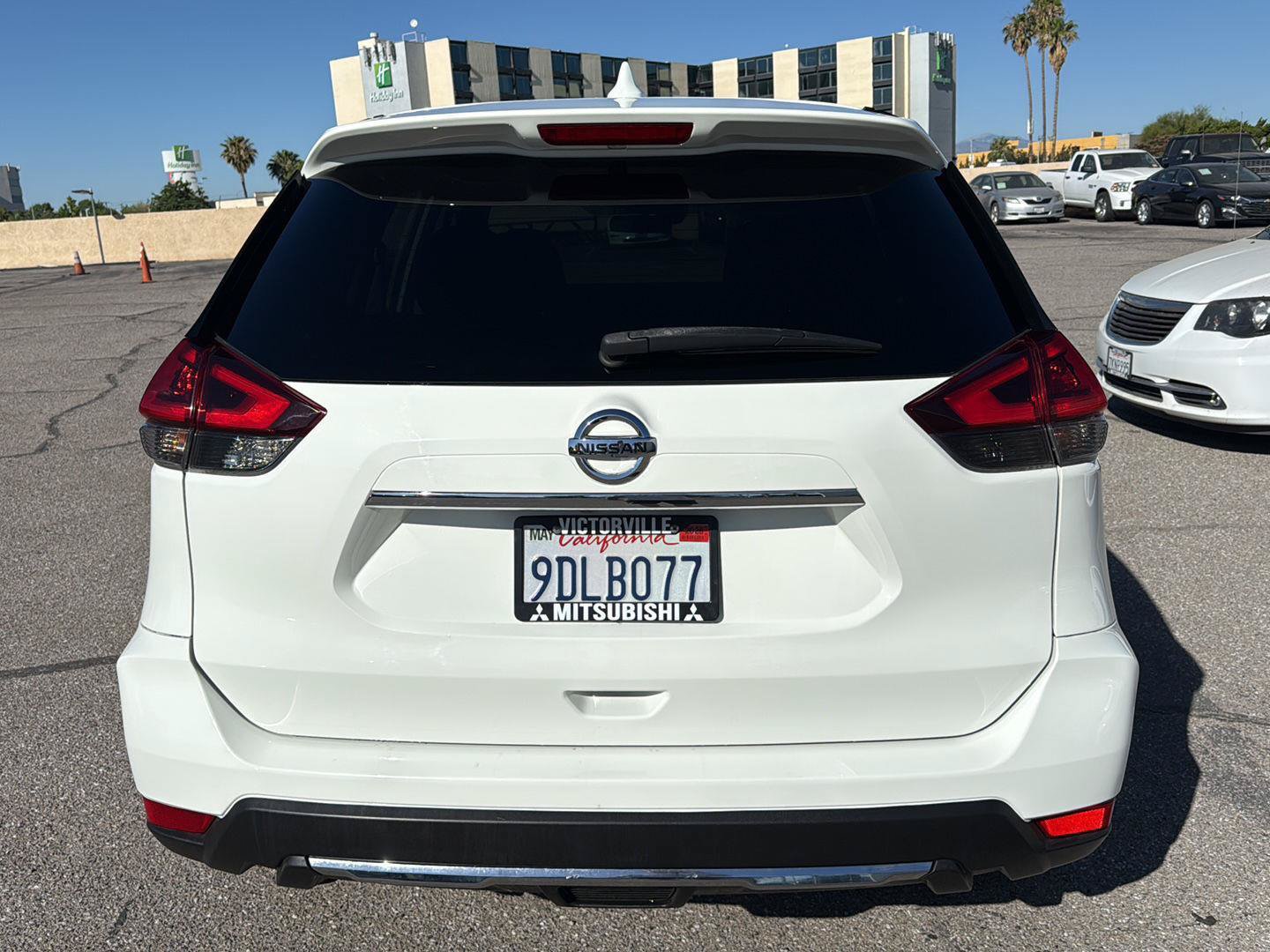 Used 2020 Nissan Rogue S FWD image 7