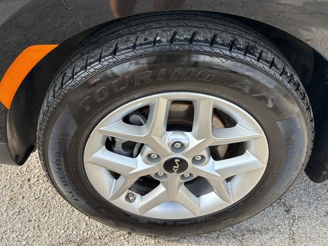 Used 2024 Kia Soul LX w/ Option Group 015 image 9